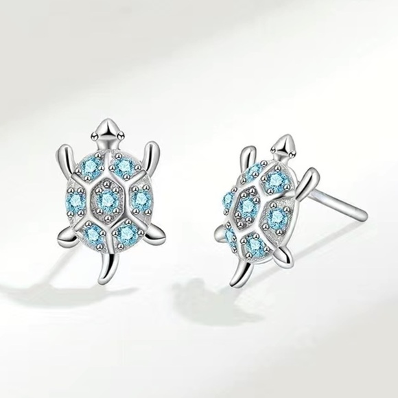 Sea Turtle Stud Earrings 925 Sterling Silver Turtle Earrings Cute Beach NEW - Picture 2 of 2